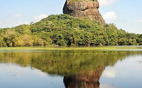 Sunshine Resort & Spa Sigiriya